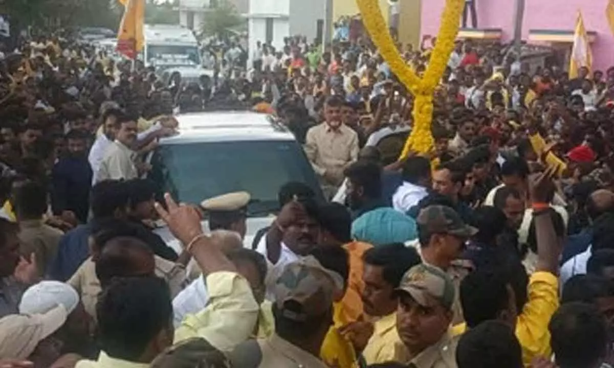 Tense atmosphere continues in Kuppam amid last day of Chandrababus tour