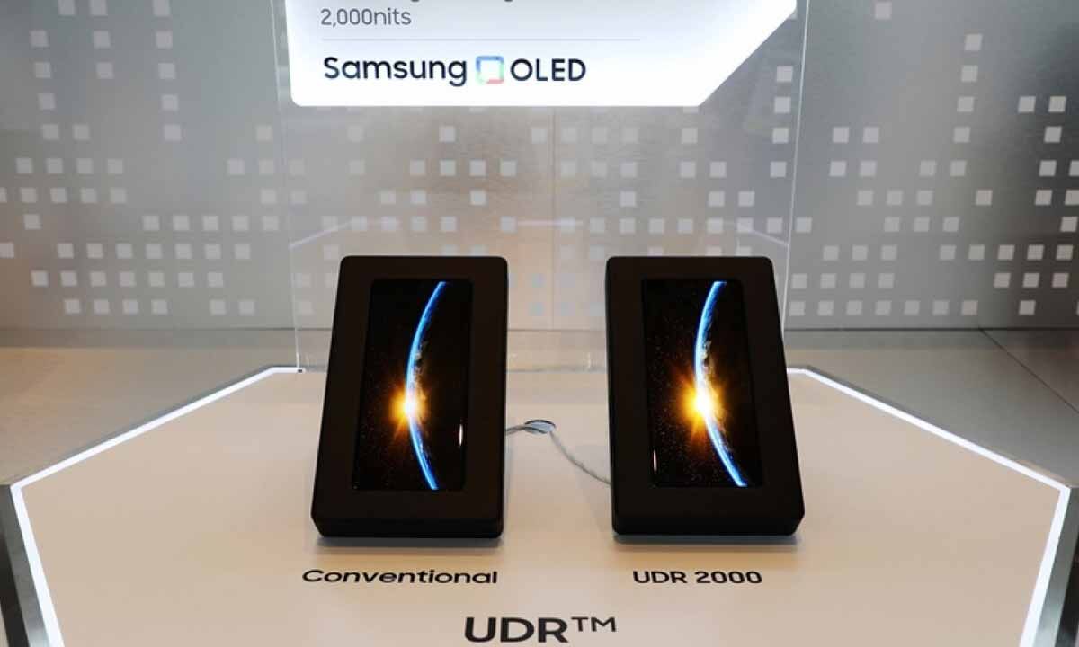 CES 2023 Samsung introduces an OLED display with highest 2000nit luminance