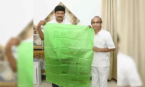 Global warming activist Dr Satish Sikha meets RS MP Santosh Kumar