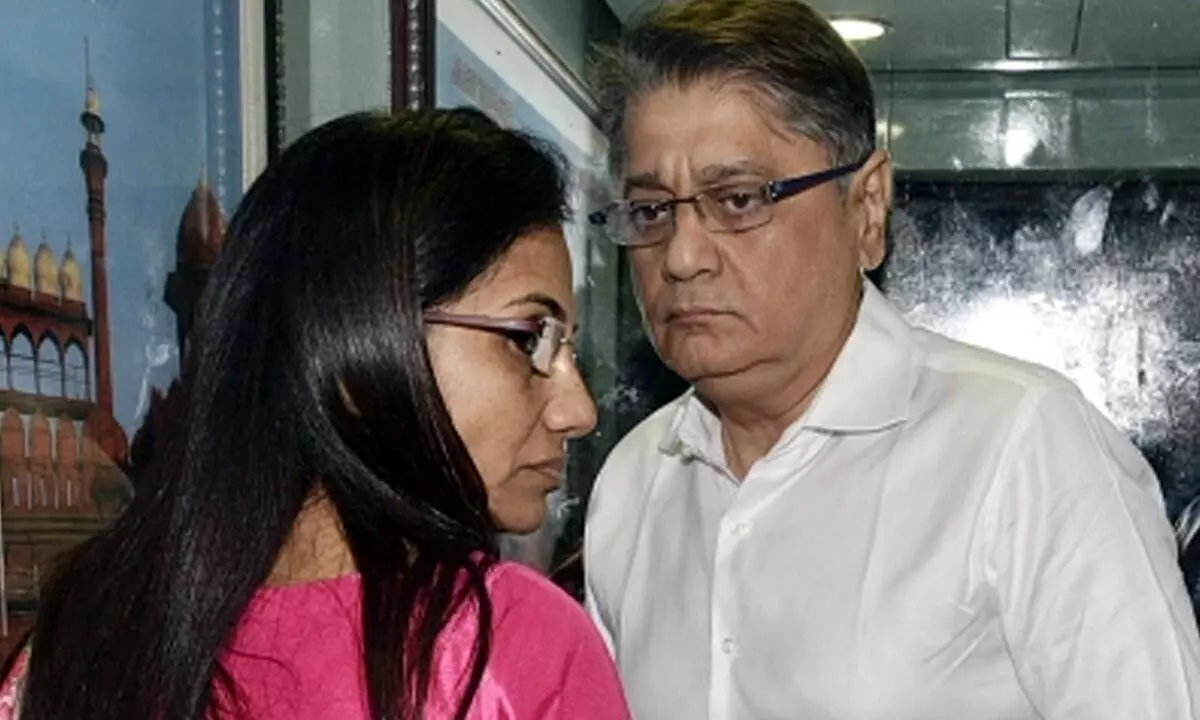 ICICI-Videocon case: Bombay HC bails out Kochhar couple, pulls up CBI