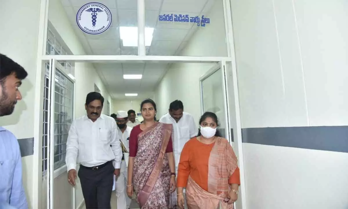 Minister for Health V Rajini, Principal Secretary (Medical & Health) M T Krishna Babu and Collector A Suryakumari at the District General Hospital in Vizianagaram on Monday