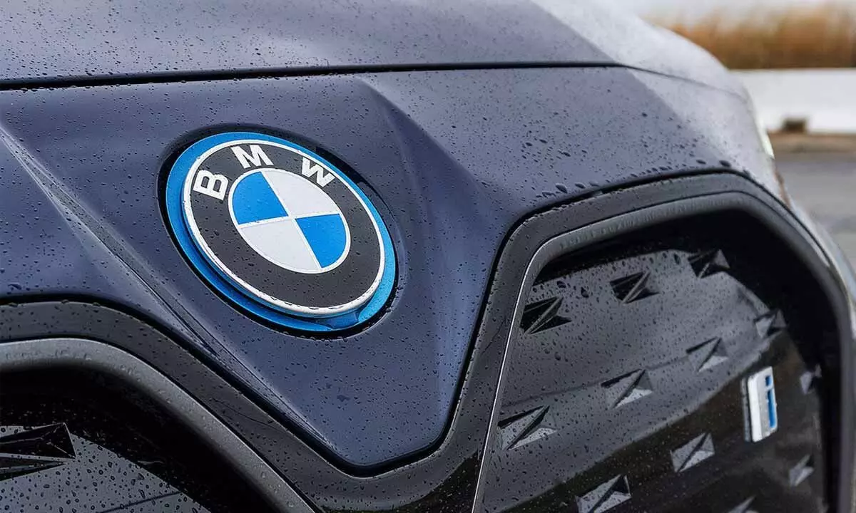 BMW recalls over 124K electric cars over crash risk