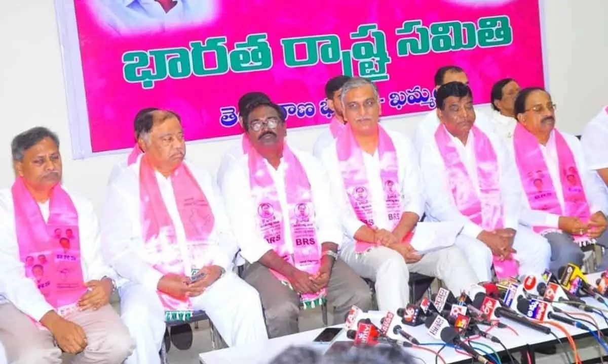 Minister Harish Rao speaking with media people in district party office in Khammam on Monday