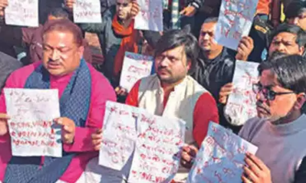 Mathura residents send letters in blood to PM Modi, CM Yogi against temple corridor