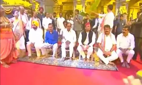 KCR & leaders take darshan of Lord Lakshmi Narasimha Swamy