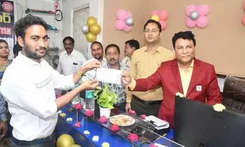 Divisional Railway Manager Anup Satpathy at the inaugural of Yatra Ticket Suvidha Kendra in Visakhapatnam on Thursday