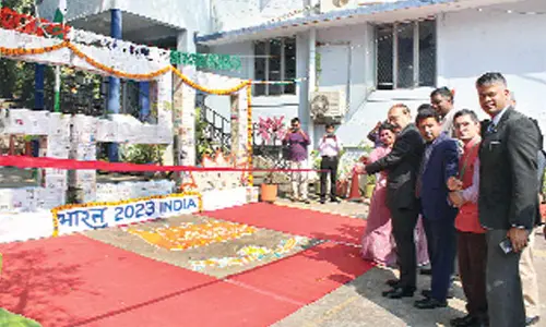 G-20 team visits  passport office