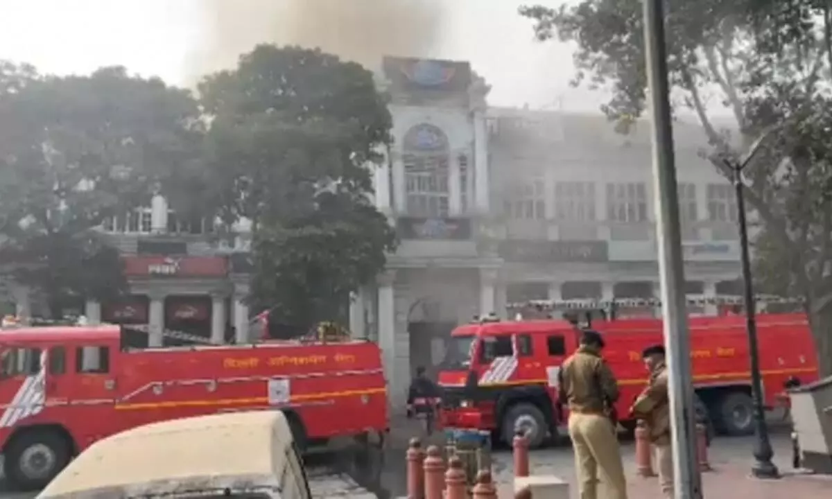 Fire breaks out in Delhi hotel