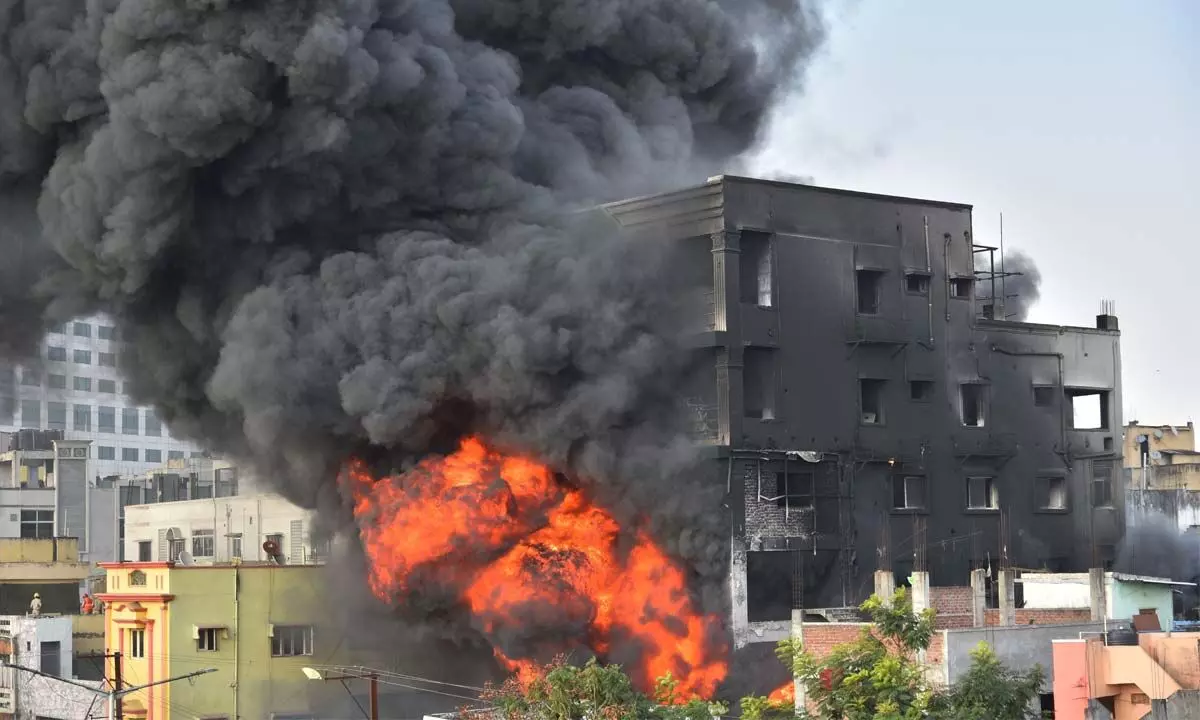Secunderabad blaze continues to keep residents on edge