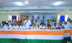 Hyderabad: TPCC state extended meeting is underway at Gandhi Bhavan today