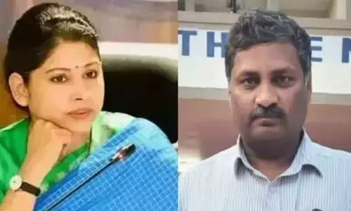 Deputy Tahsildar intrudes into IAS officers house