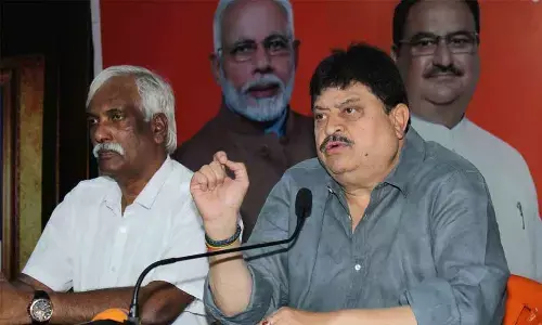 KCRs confrontationist attitude against Governor draws BJP ire