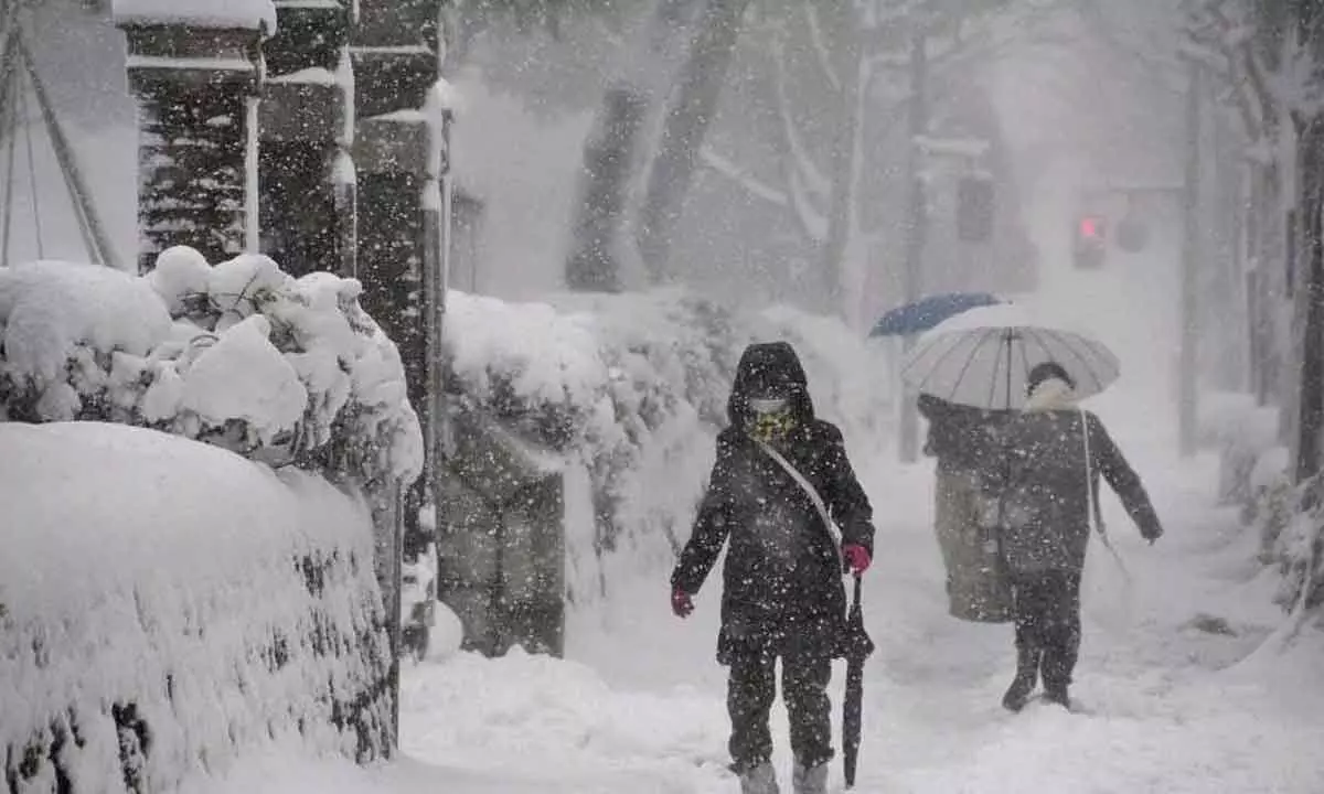 Japan braces for heavy snow, blizzard
