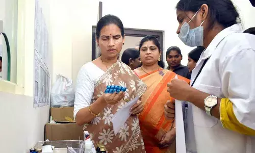 Union minister of state for health Bharati Pawar examines medicines at Ayushman Health Wellness Centre in Vijayawada on Monday 	(Photo Ch Venkata Mastan)