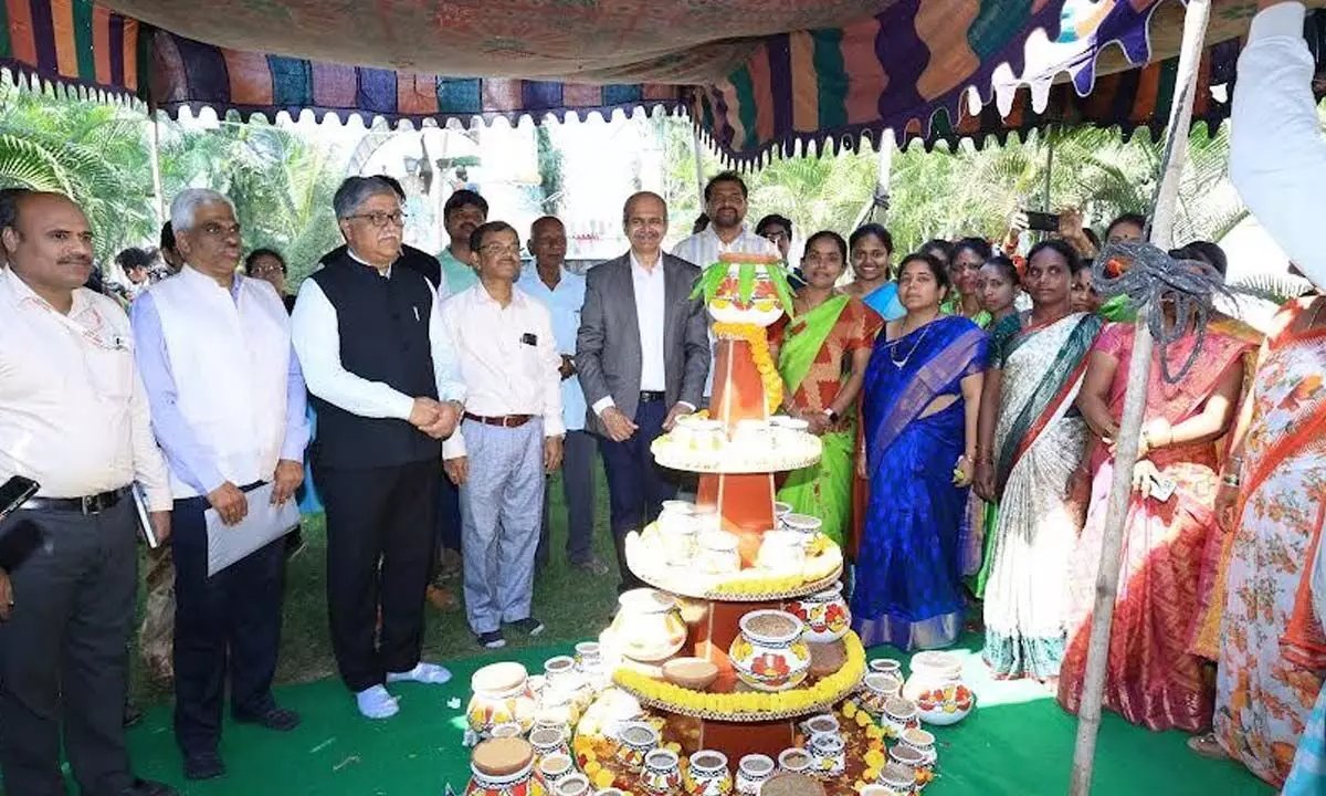 Experts, scientists and officials and farmers at the millet promotion programme held in Anakapalli on Tuesday