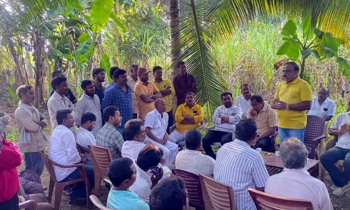Former Anakapalli MLA and constituency in-charge Peela Govinda Satyanarayana participated in the Coffee with Cadre programme