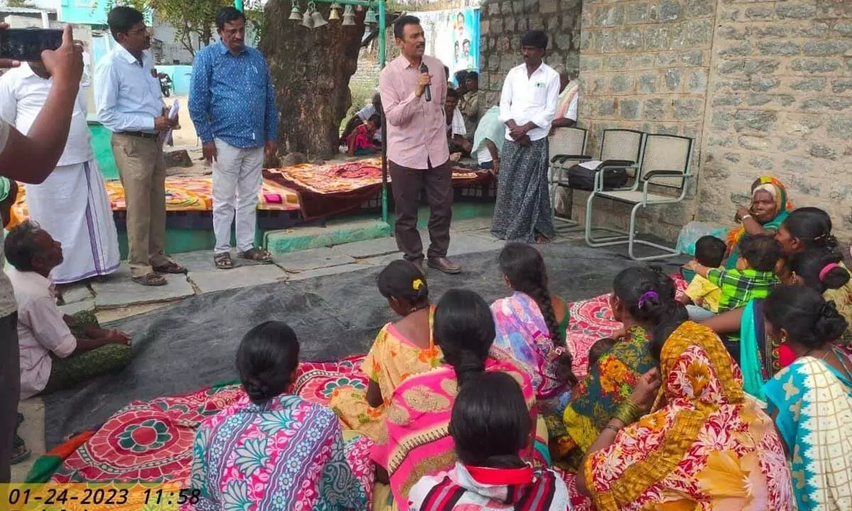 Kurnool DWMA Project Director Amarnath Reddy addressing the villagers of Gothula Doddi in Kowthalam mandal on Wednesday