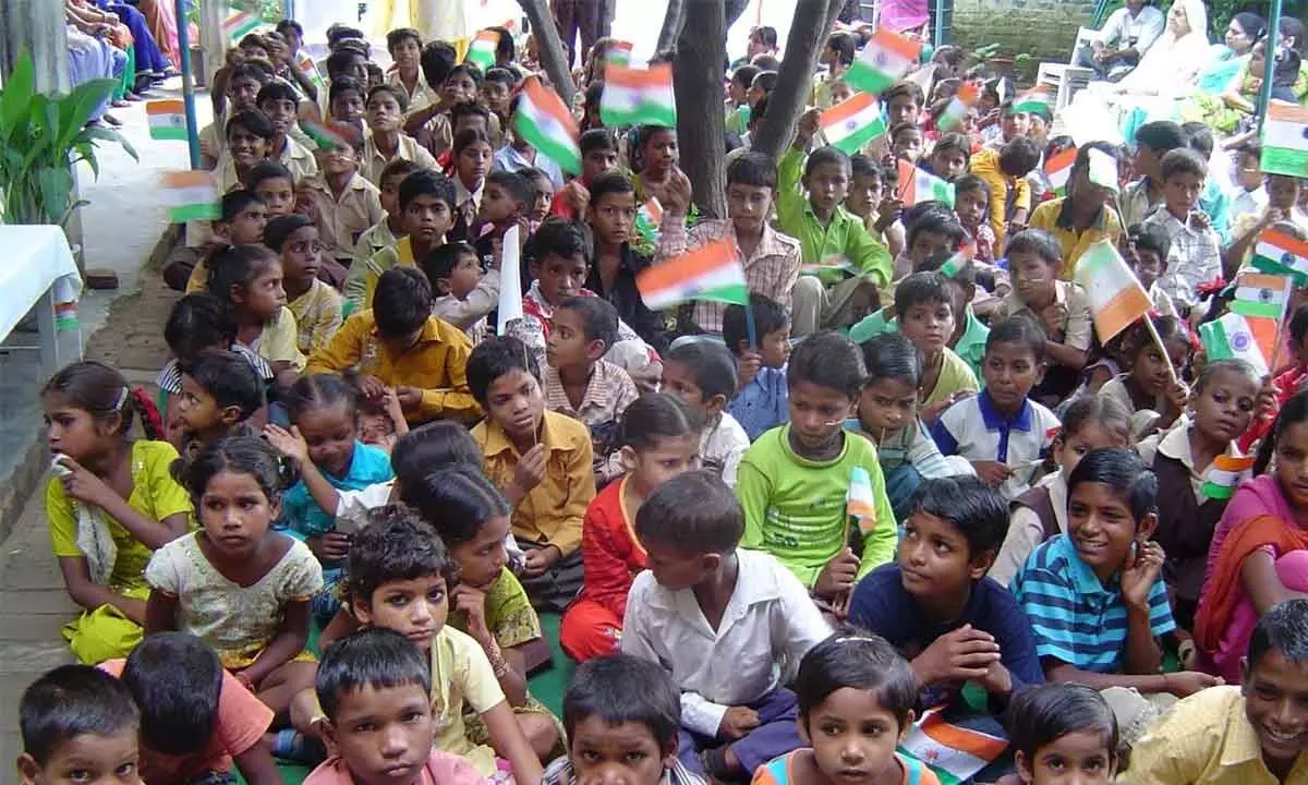 Bhiksha se shiksha ki ore: Slum kids to participate in R-Day parade