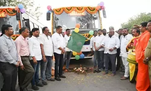 Minister Gangula Kamalakar launches new luxury buses