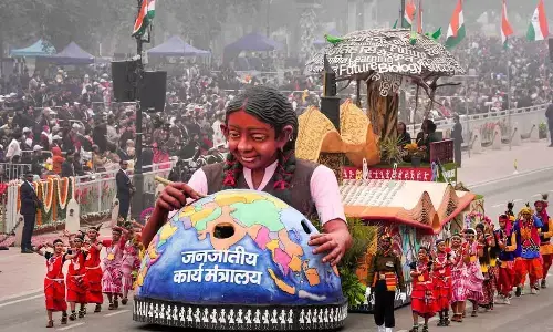 Theme of Tribal Affairs Ministrys tableau : Schools for quality edn to ST students