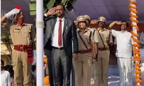 Collector Shrikesh B Lathkar hoisting National Flag in Srikakulam on Thursday
