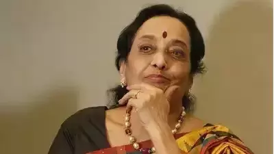 Senior Tollywood Actress Jamuna Passes Away : Chiranjeevi, Junior NTR, Mahesh Babu and many others stars mourned for her sudden demise!