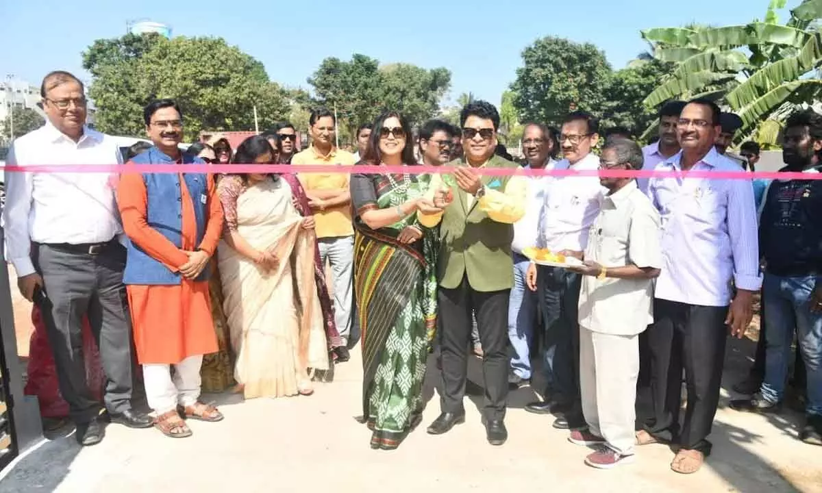 DRM Anup Satpathy inaugurating a facility at Waltair along with president of ECoRWWO Parijatha Satpathy in Visakhapatnam