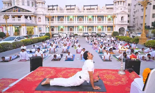 Visakhapatnam: 108 Surya namaskarams on Ratha Saptami held