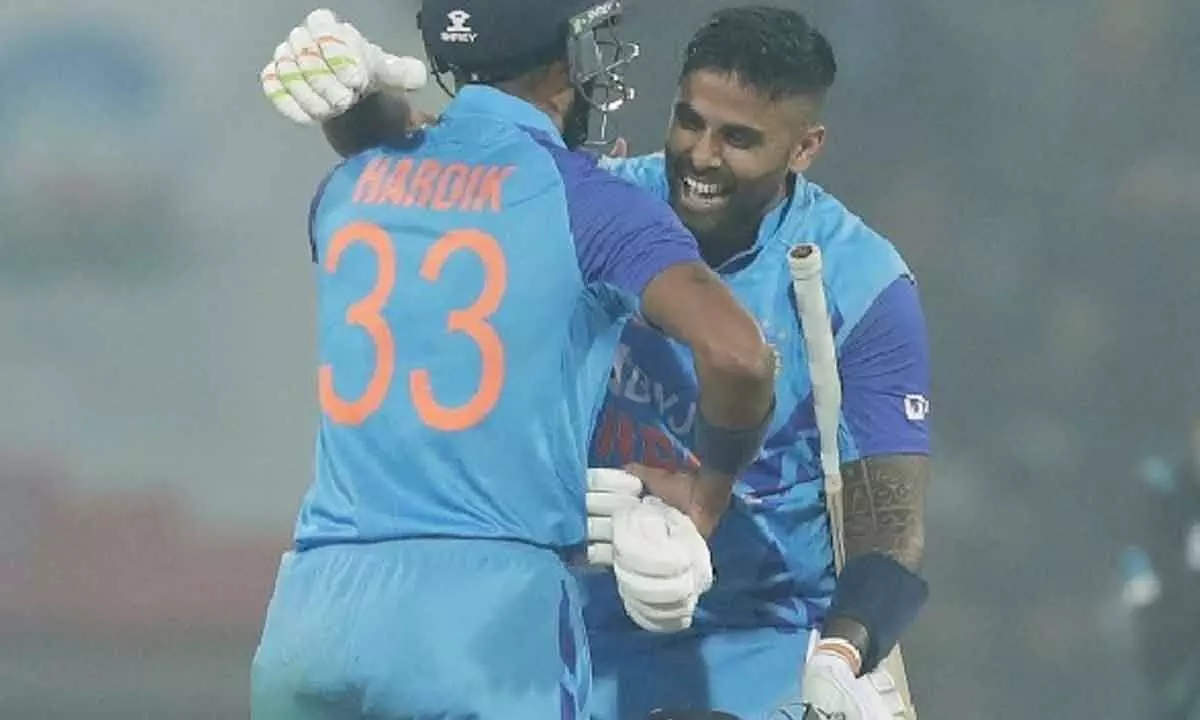 2nd T20I: India survive spin scare to beat NZ by 6 wkts, level series 1-1