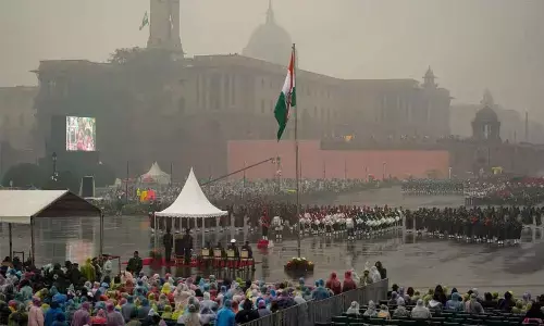 Rains fail to dampen spirit of Beating Retreat