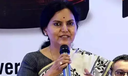 Chief Secretary Santhi Kumari