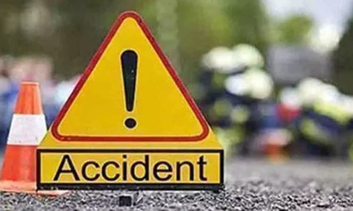 Two labourers killed and several injured after tractor overturns in Tadepalligudem