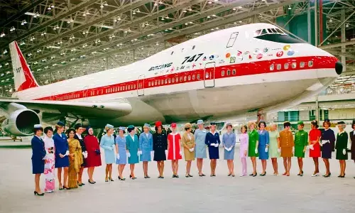 Boeing delivers last 747 jumbo jets