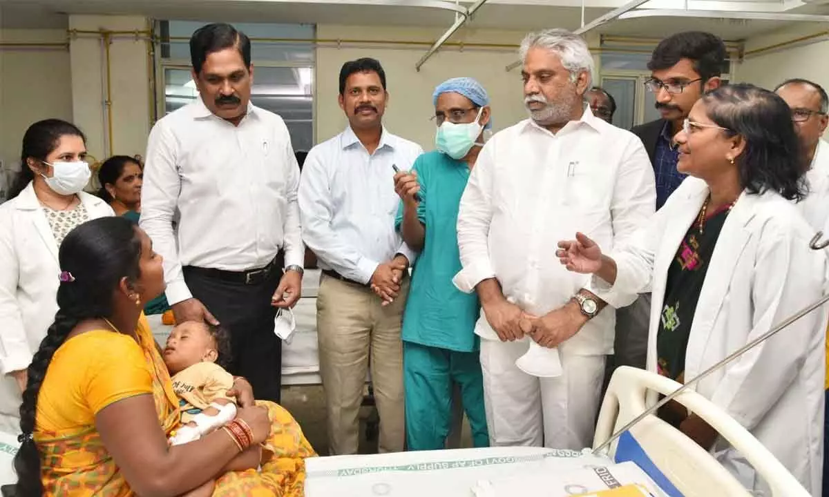 Principal Secretary (Health and Family Welfare) MT Krishna Babu interacting with patients at Government General Hospital in Vijayawada on Thursday