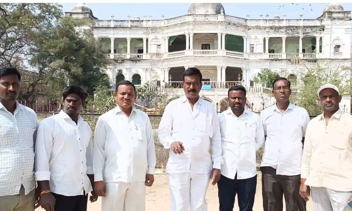 Singireddy thanks councillors for cooperation
