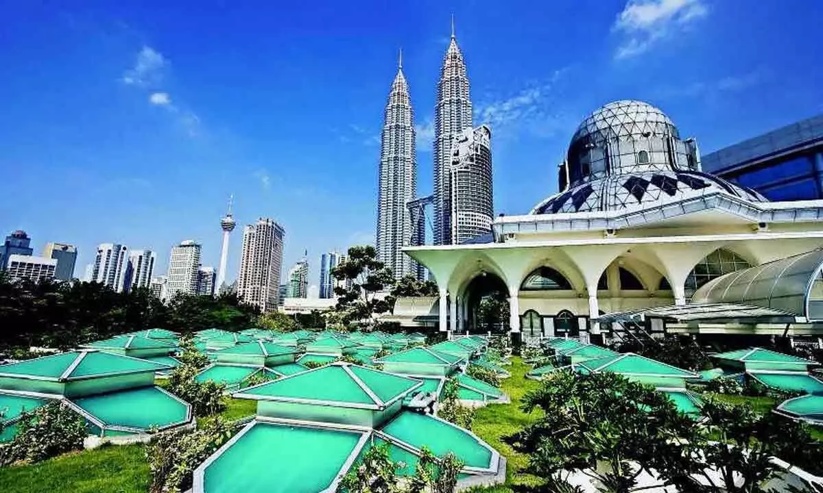 Malaysia expects to receive 5-6 lakh Indian tourists in 2023: Officials