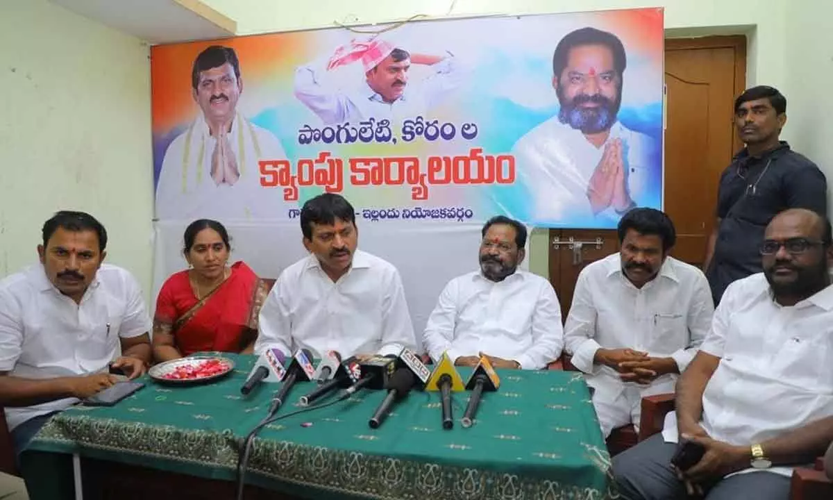 Former MP Ponguleti Srinivas Reddy speaking to media persons in Yellandu  on Friday