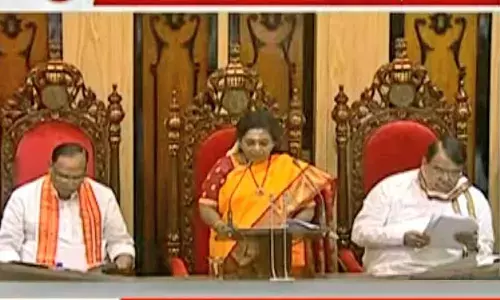 Telangana Assembly Budget session: Governor receives warm welcome from speaker