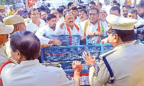 Fire at new Secretariat: Congress seeks clarity