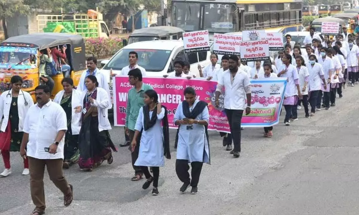 Follow healthy lifestyle to reduce cancer risk: Collector Chakradhar Babu