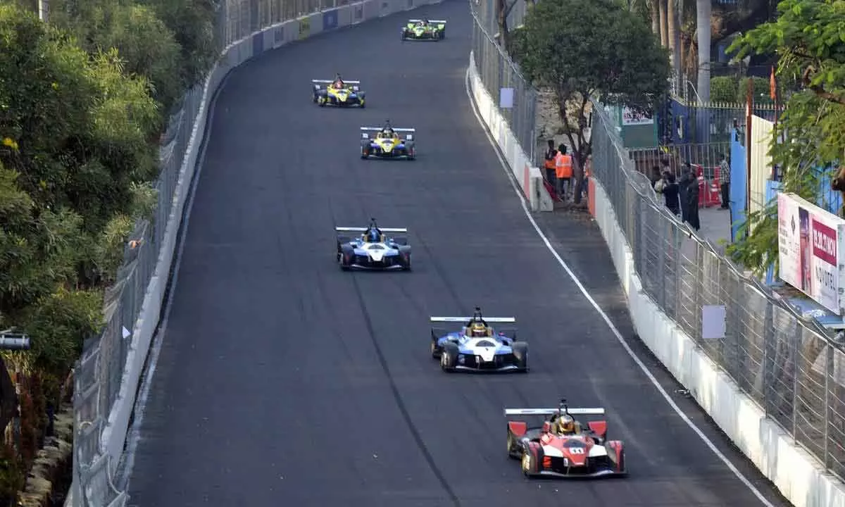 Hyderabad turns blue ahead of Formula E race