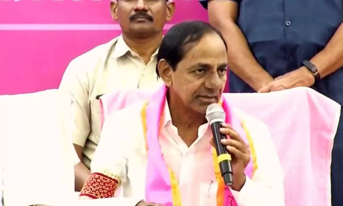 Centre should have love for country, not for Adani: KCR