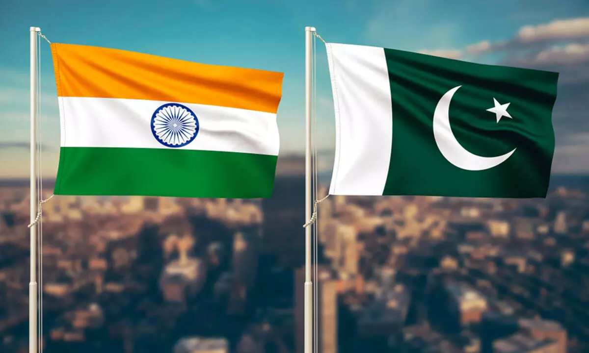 India must steer clear of Pakistan crisis