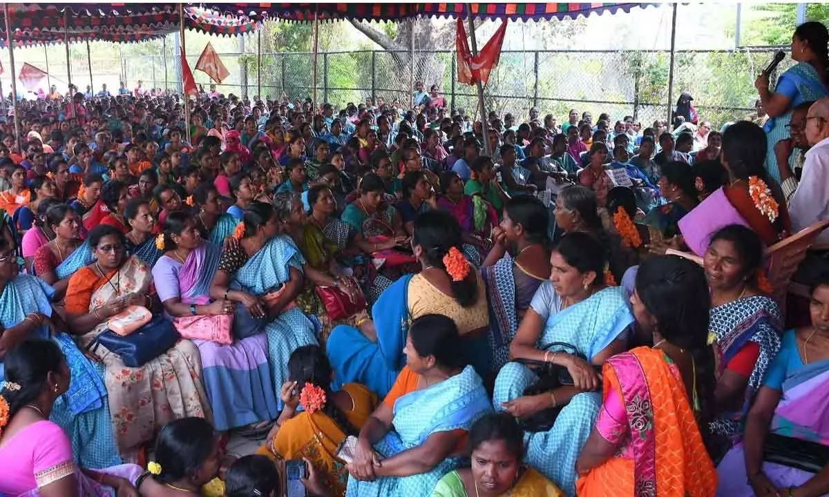 Anganwadi workers staging a protest at Dharna Chowk in Vijayawada on Monday. Photo: Ch Venkata Mastan