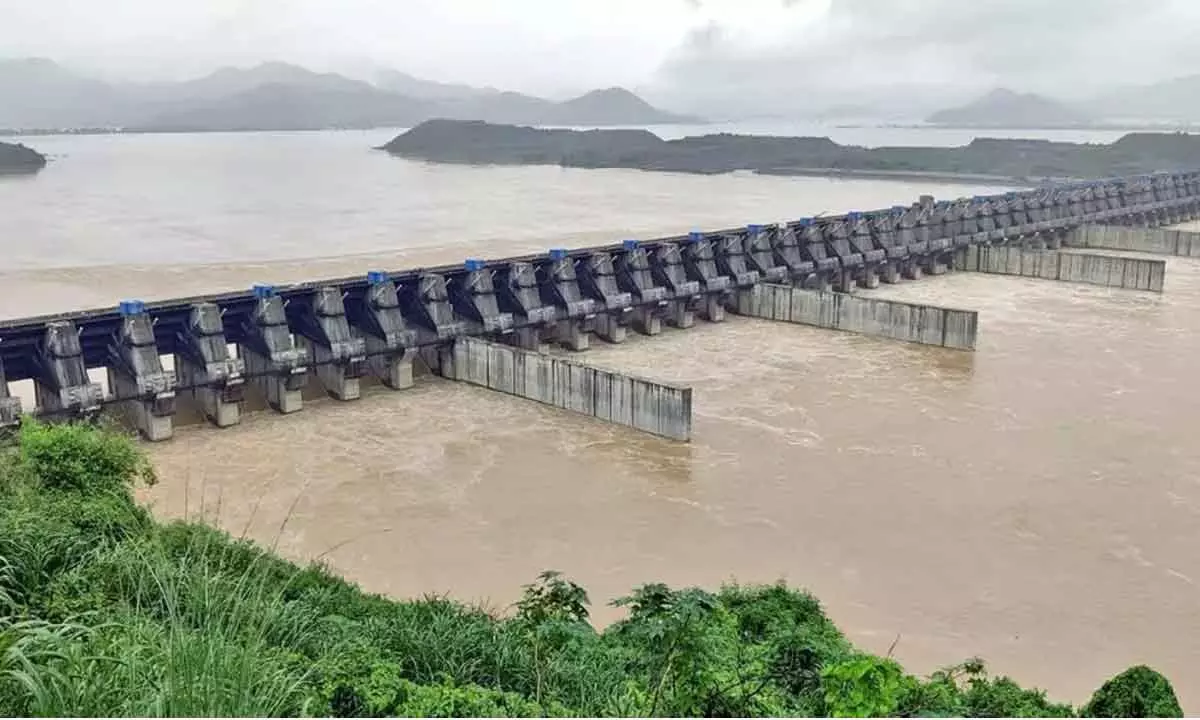 Polavaram hydro electric project to be completed by Jan 26