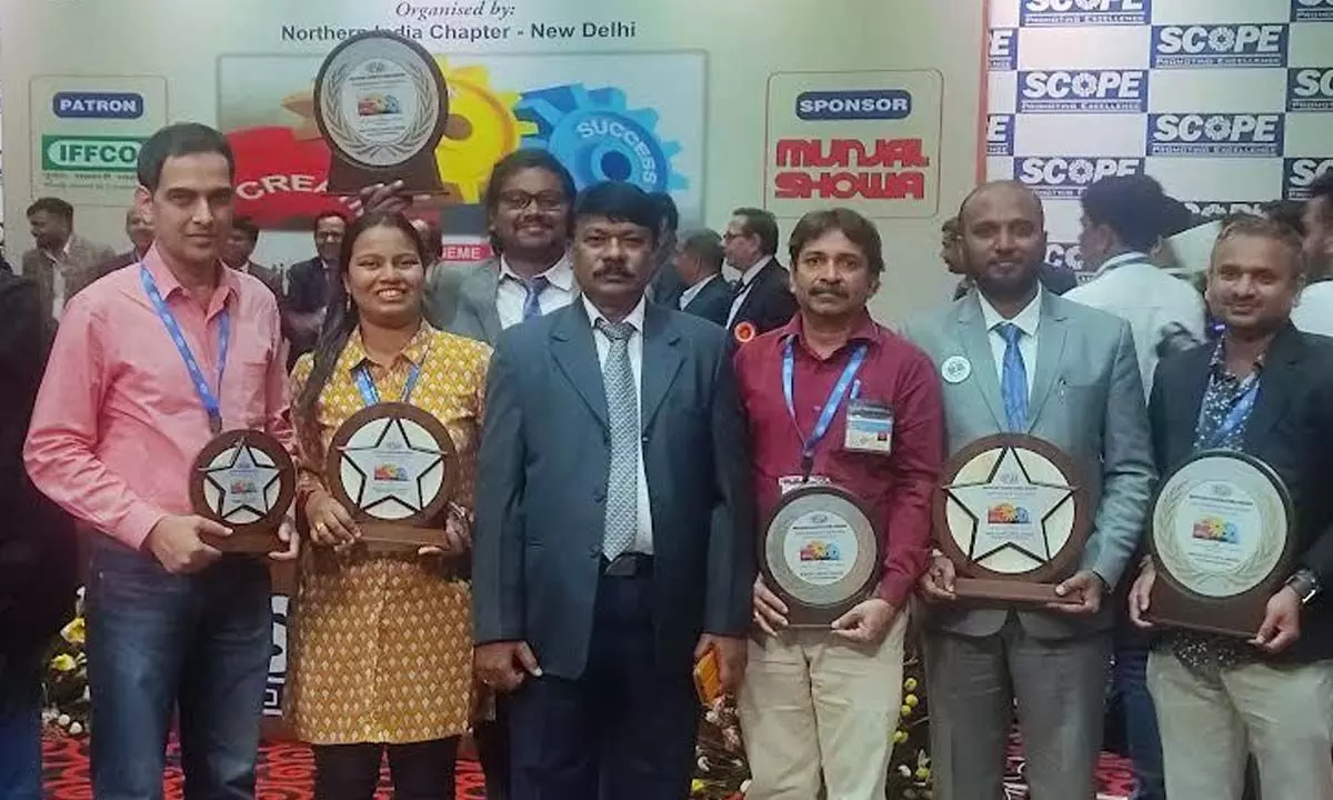 Employees of RINL who won the INSSAN awards at the 32nd national convention in Delhi