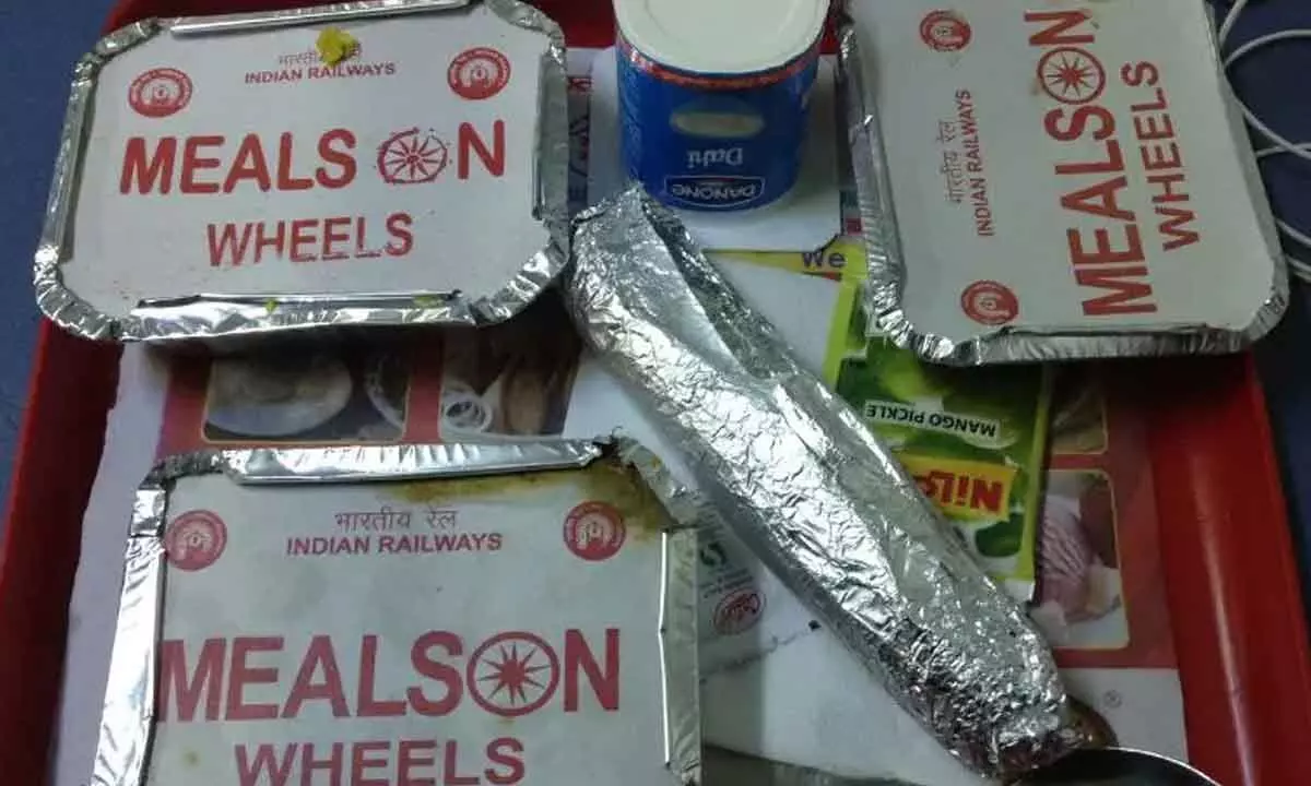 Hyderabad: Get meals on wheels by WhatsApp
