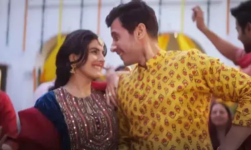 Mirzapur actors Divyenndu, Isha Talwar charm audience with another offering