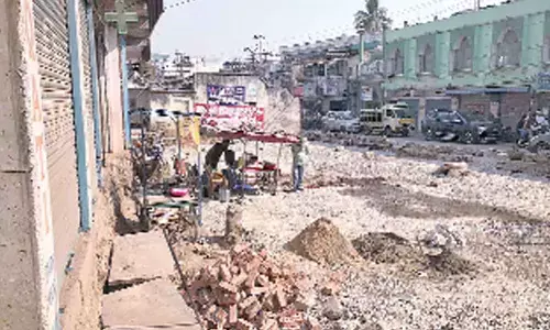 Road expansion still a far cry in Old City