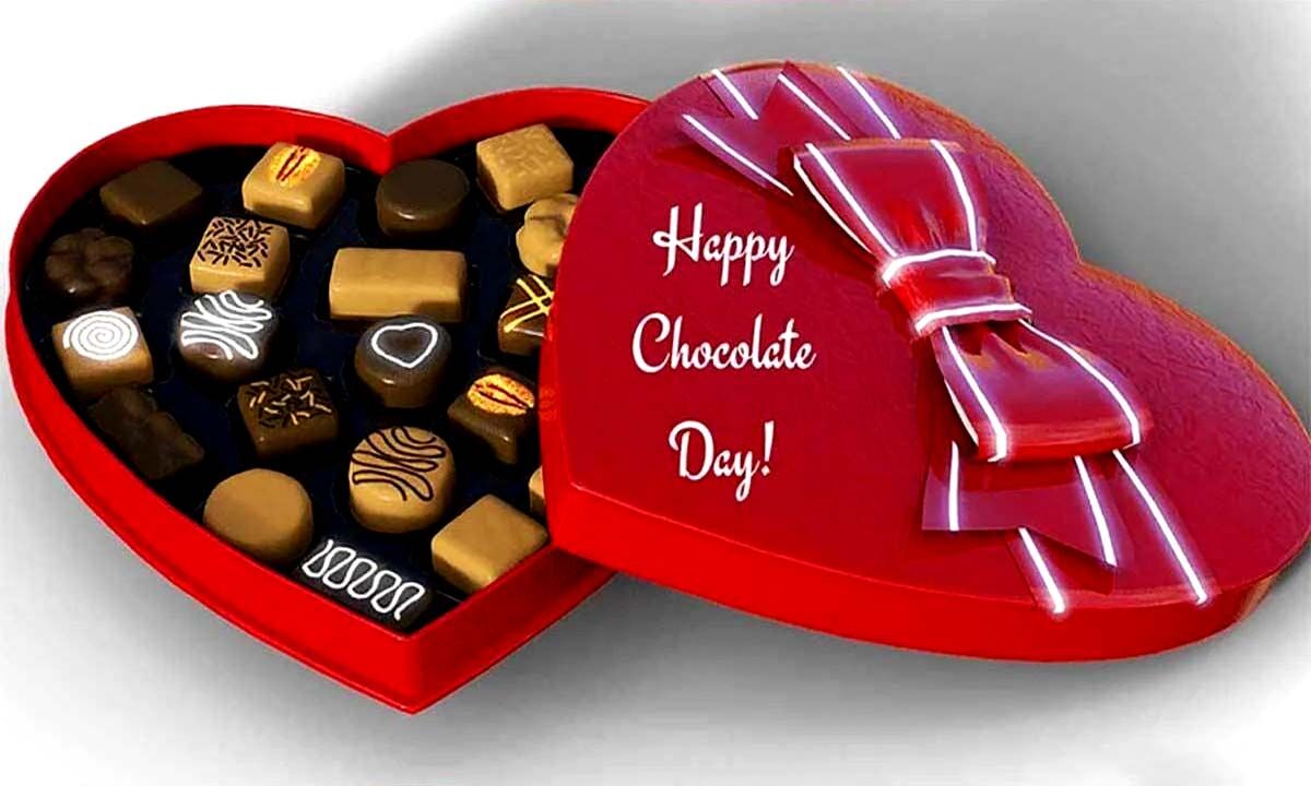 Happy Valentine Day 2023: Celebrate Chocolate day by exchanging